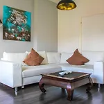 شقة Exklusive 2 Mit Balkon In Lage!