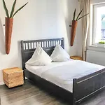 Exklusive 2 Mit Balkon In Lage! 公寓 *