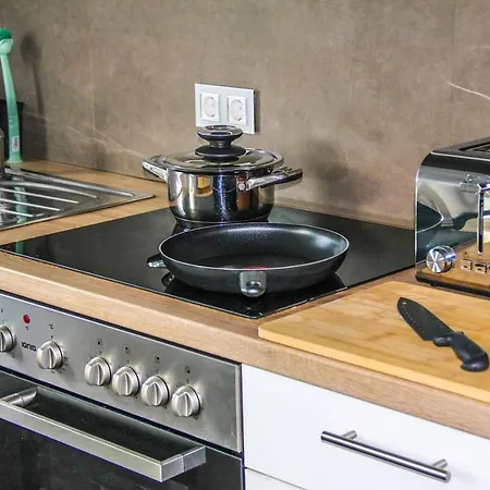 Exklusive 2 Mit Balkon In Lage! Apartamento