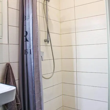 Apartman Exklusive 2 Mit Balkon In Lage!