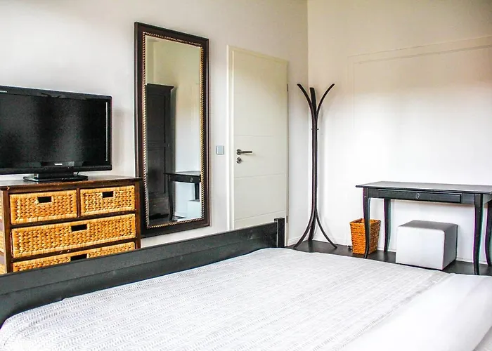 Exklusive 2 Mit Balkon In Lage! Бремен