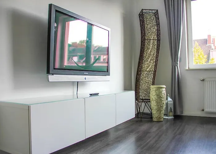 Exklusive 2 Mit Balkon In Lage! Бремен