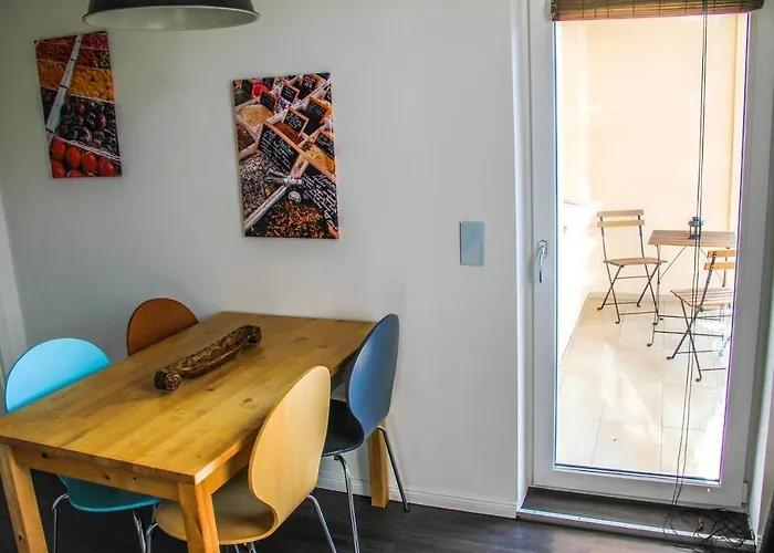 Exklusive 2 Mit Balkon In Lage! * Бремен