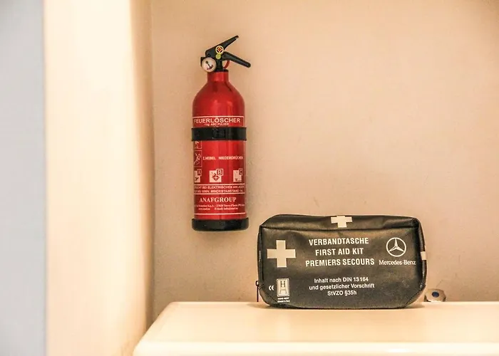 Апартаменти Exklusive 2 Mit Balkon In Lage! *