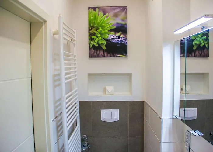 Апартаменти Exklusive 2 Mit Balkon In Lage! Бремен