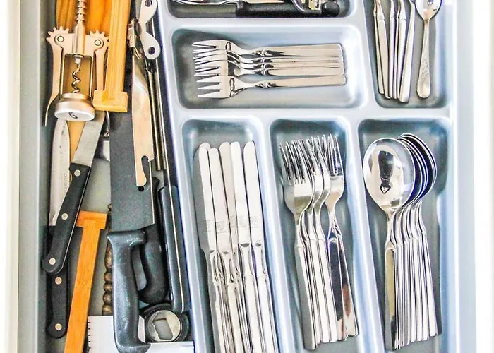 Exklusive 2 Mit Balkon In Lage! Апартаменти *