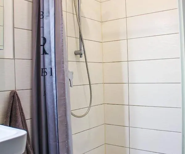 Апартаменти Exklusive 2 Mit Balkon In Lage!